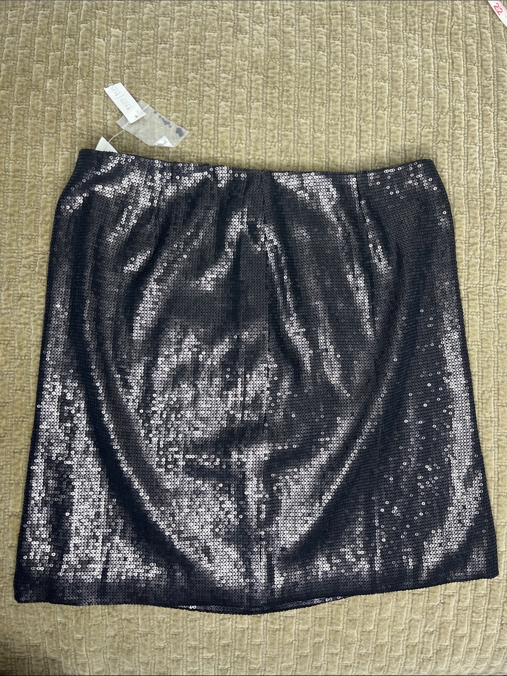 NWT White Black House Market Sequin Mini Skirt - size 4